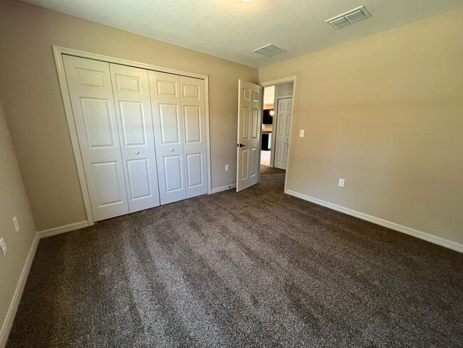 Building Photo - BEAUTIFUL AND BRAN NEW 3BR/2BA home in Ocala!!