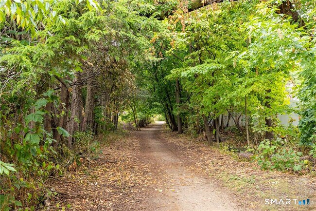 Building Photo - 177 Homestead St