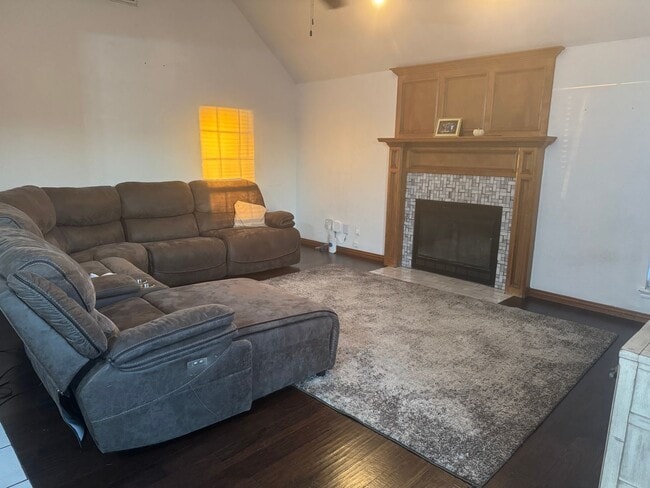 Building Photo - 20 Havenshire Cir