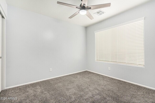Building Photo - 45127 W Jack Rabbit Trail
