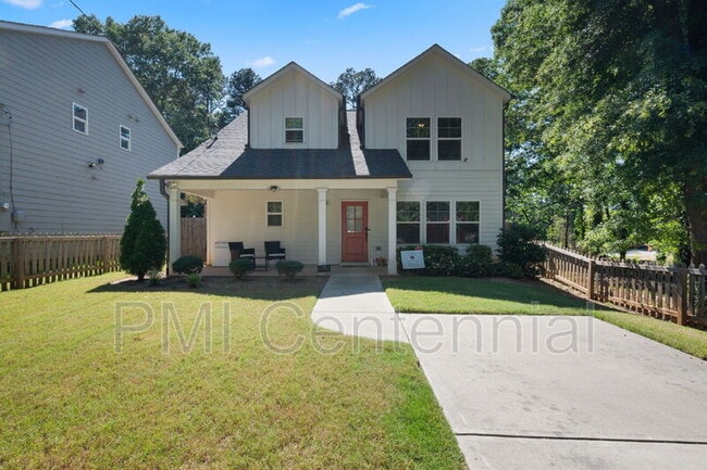 Building Photo - 1120 Wedgewood Dr NW