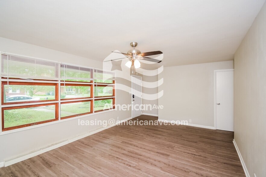 Building Photo - 47 S Coventry Dr