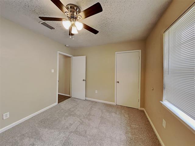 Building Photo - 1308 E Timberview Ln