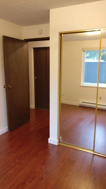 Building Photo - "Beautiful Remodeled 3 bed 1 bath in downtown Port Angeles!"