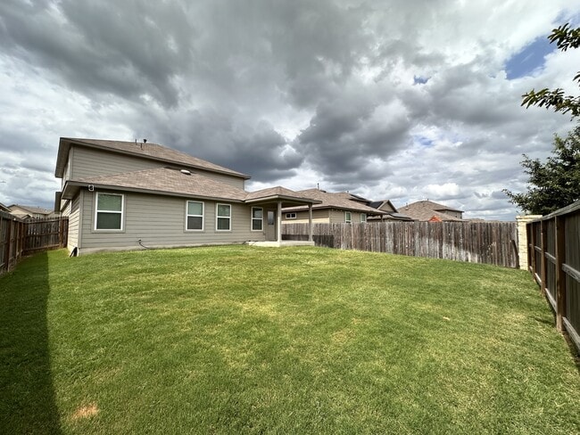 Building Photo - 9923 Moon Shine