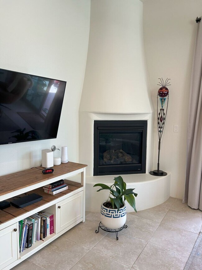 Building Photo - 56 Via Orilla Dorado
