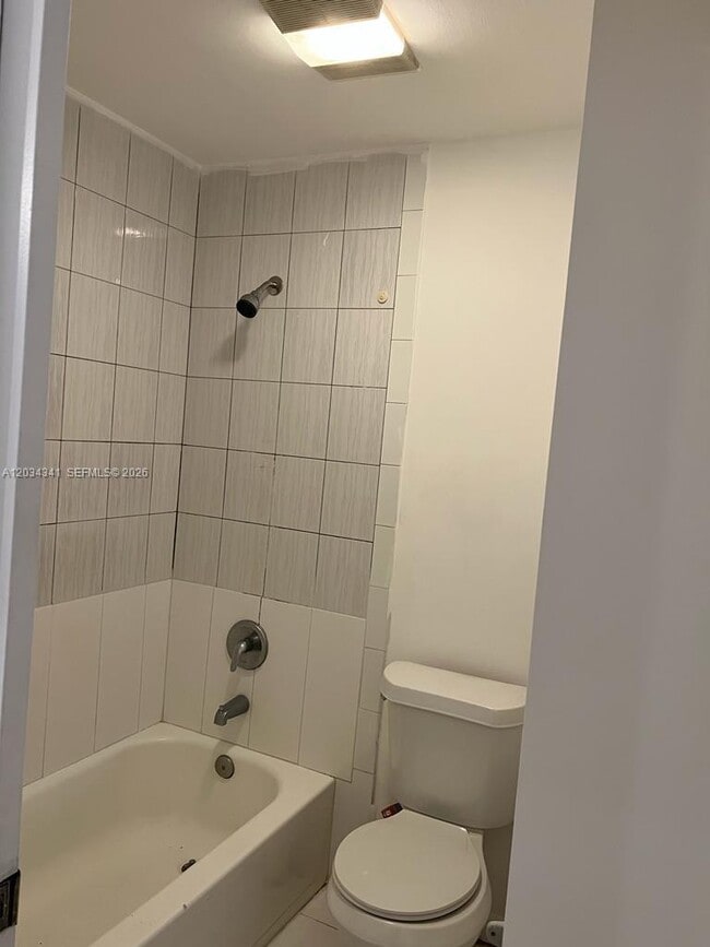 Building Photo - 13785 Bottlebrush Ct