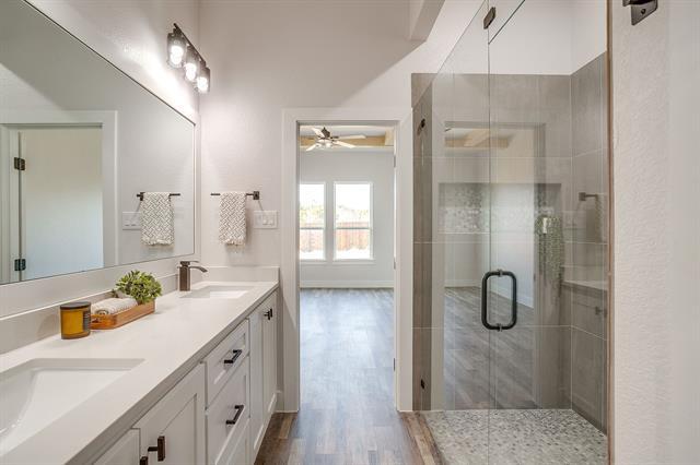 Building Photo - 1406 Dorado Dr