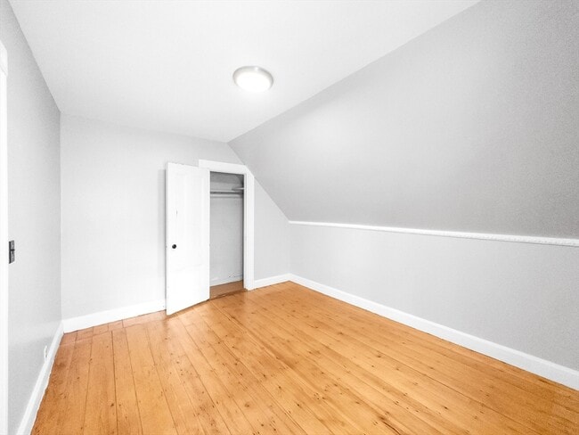 Building Photo - 1 Belmore Terrace