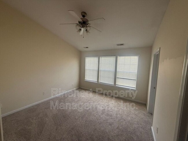 Building Photo - 530 Bent Leaf Ct