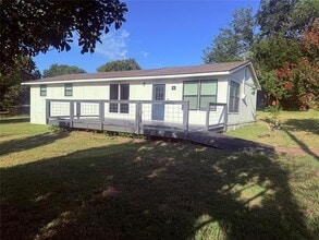 Building Photo - 37 Almond Dr