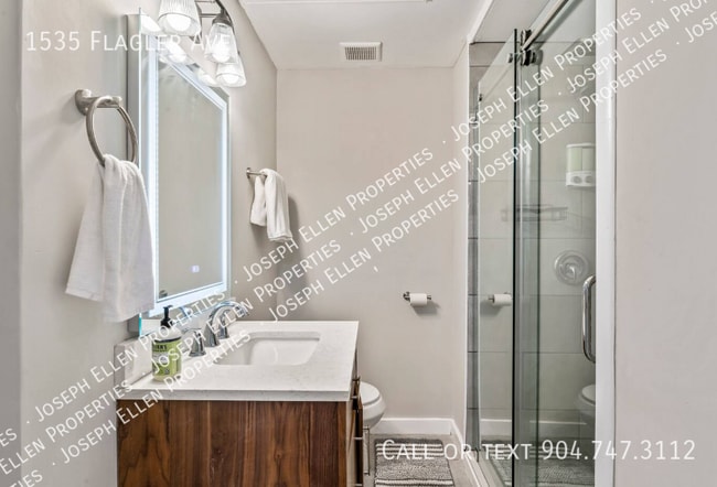 Building Photo - 1535 Flagler Ave