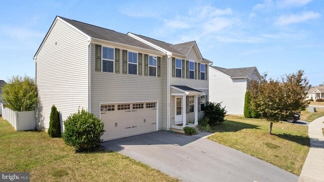 Building Photo - 66 Shrewsbury Dr