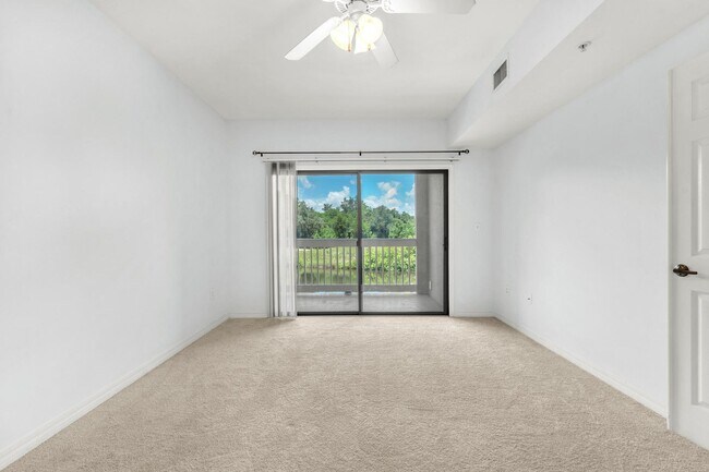 Building Photo - Gorgeous Condo in Niceville!!  Bluewater Bay Living at its BEST!!