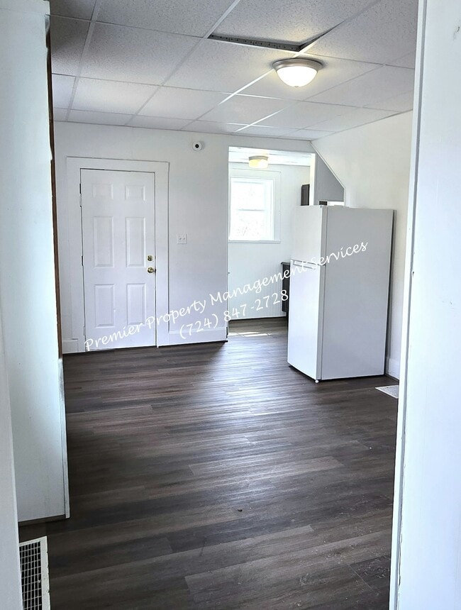 Building Photo - 416 E Reynolds St
