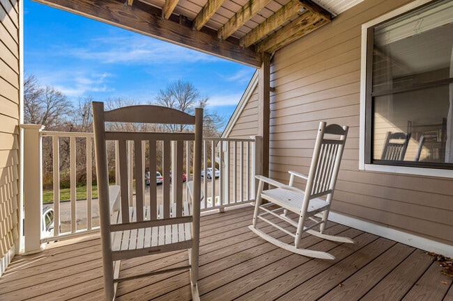 Building Photo - 109 Peddlers Dr