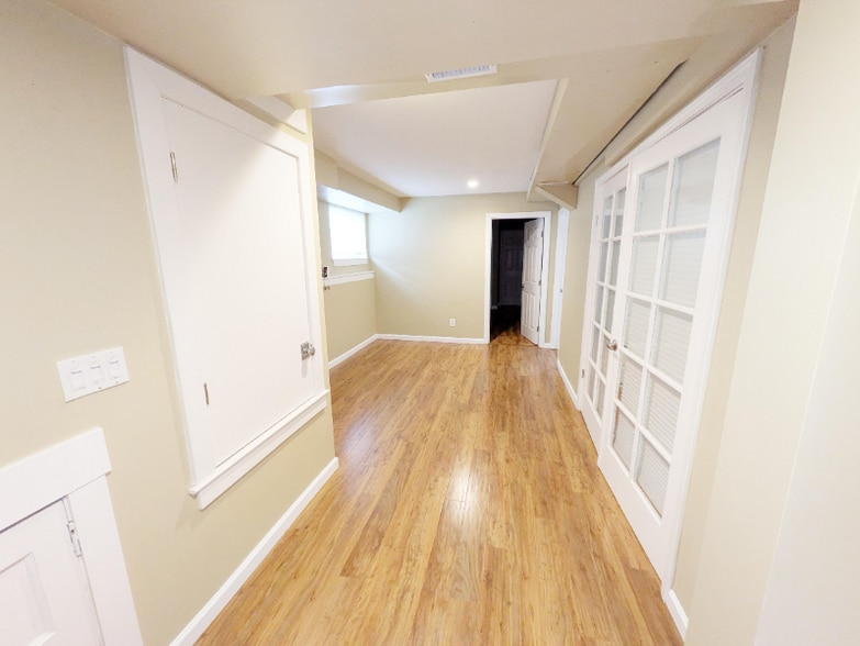 Building Photo - 3012 College Ave