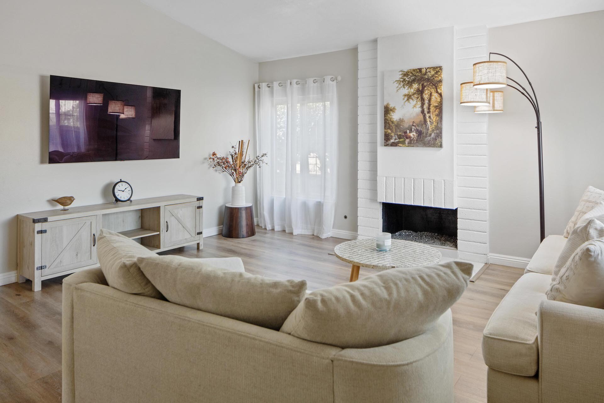 Building Photo - 25435 Via Pacifica