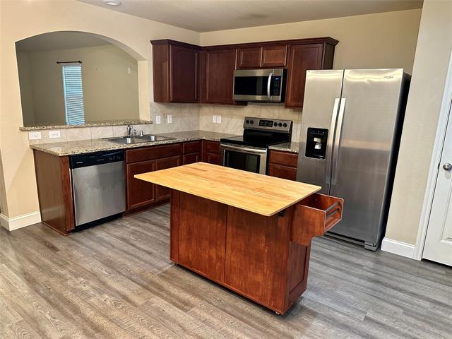 Building Photo - 1052 Decker Dr