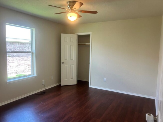 Building Photo - 140 Calcite Ln