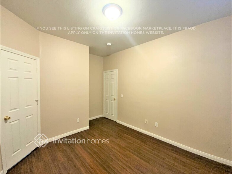 Building Photo - 7322 Emerald Brook St