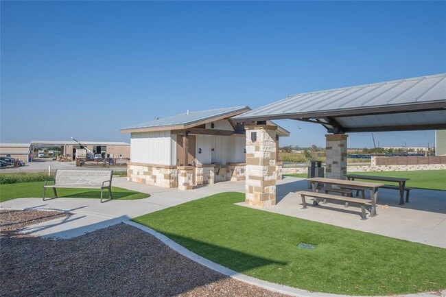 Building Photo - 309 Marty Allen Lp