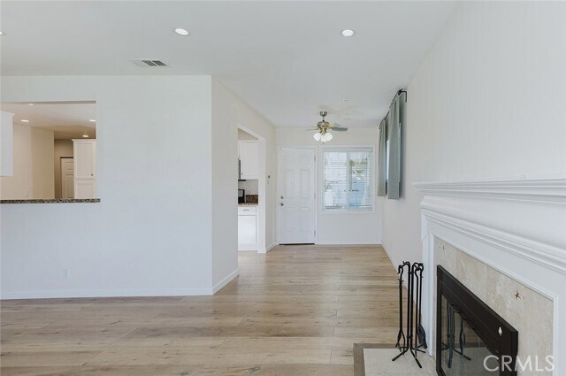 Building Photo - 17134 Sherman Way