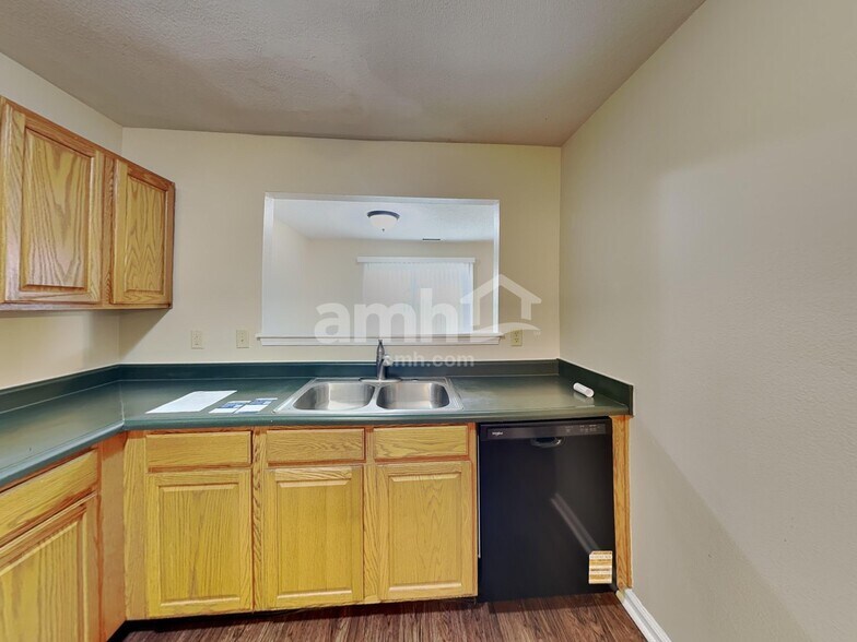 Building Photo - 5969 Claymont Blvd