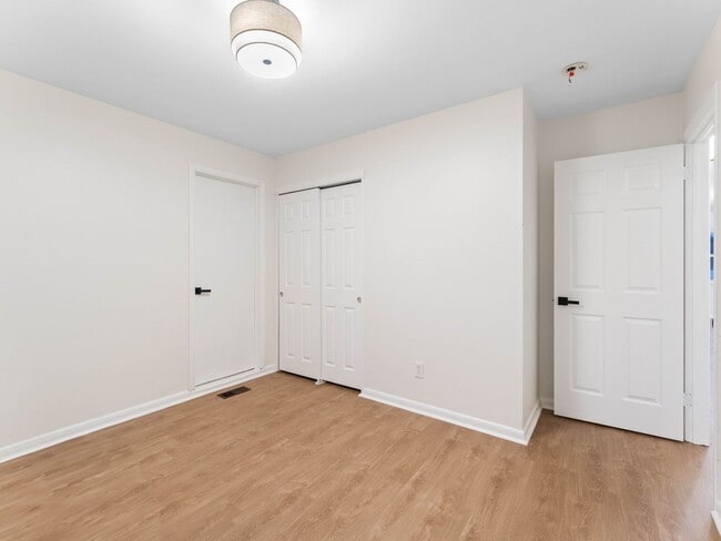 Building Photo - Fully Renovated 4-Bedroom Home with Large Fenced Yard in Clayton