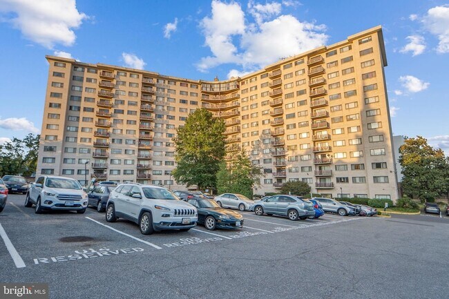 Building Photo - 8830 Piney Branch Rd