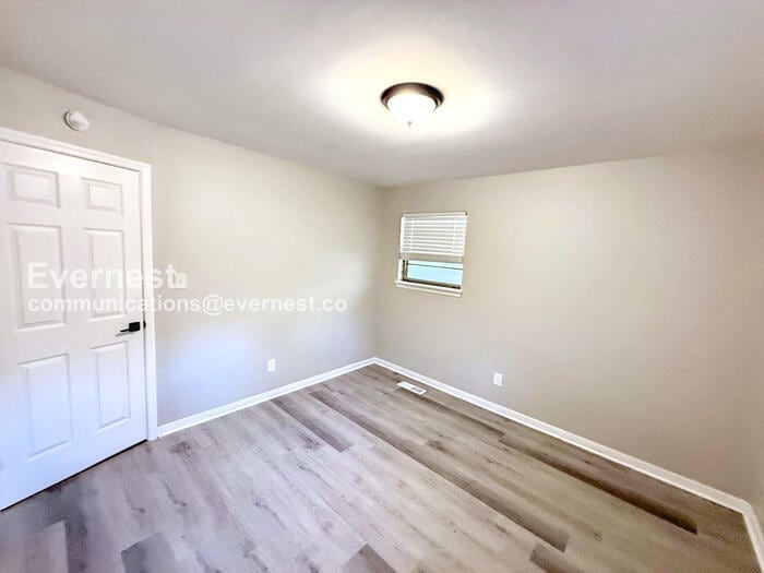 Building Photo - 7423 2nd Ave S