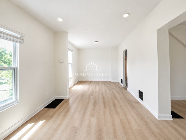 Building Photo - 1206 Diagonal Rd