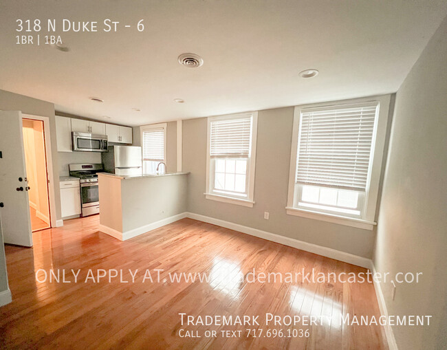 Building Photo - Nice and Beautifully Updated 1 Bedroom Apa...