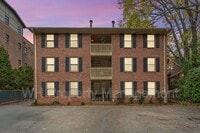 Building Photo - 1620 18th Ave S