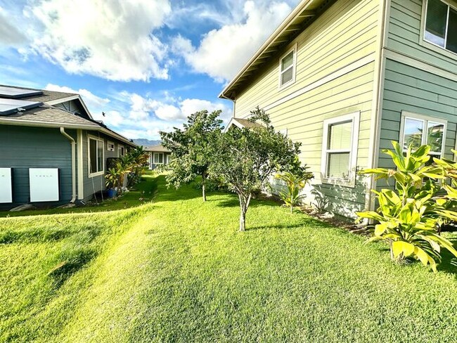 Building Photo - Beautiful Pet Friendly Home in Ewa Gentry!