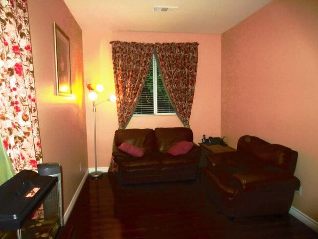 Building Photo - 1751 Watercrest Way