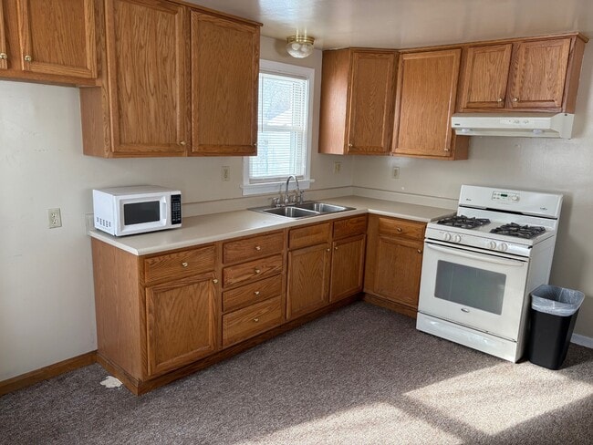 Building Photo - 4214 Washington Ave