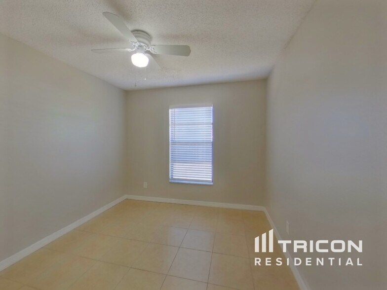 Building Photo - 2981 Snow Dr