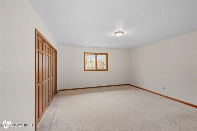 Building Photo - 342 Gastman Ct