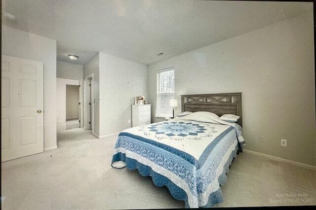 Building Photo - 1422 Fox Pointe Cir