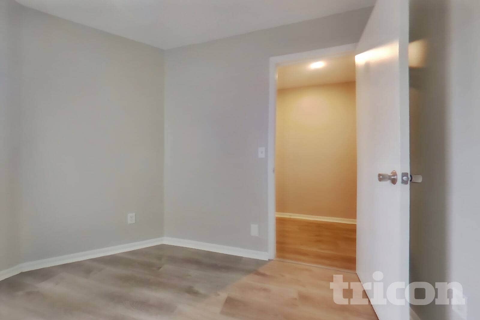 Building Photo - 1623 Chatham Cir