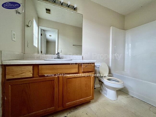 Building Photo - 5687 Windfall Ln