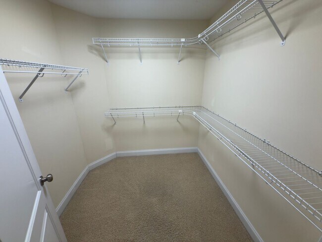 Building Photo - Christiansburg, 3 BR / 2.5 BA, Available Now
