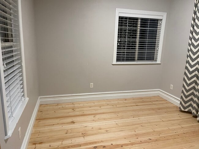 Building Photo - 572 W 6300 S