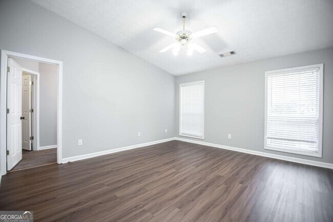 Building Photo - 907 Ashley Crossing Ln NW