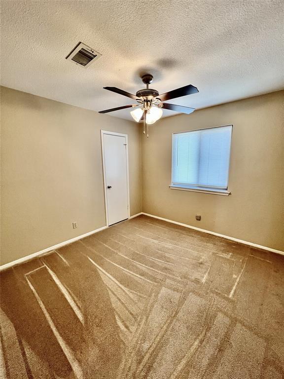 Building Photo - 1101 Forest Oaks Path