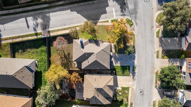 Building Photo - 11117 Los Comancheros Rd