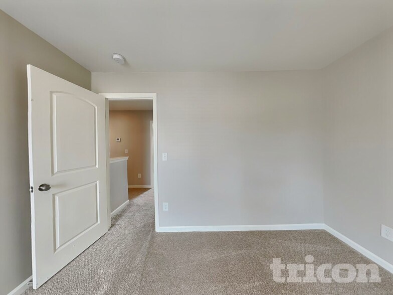 Building Photo - 542 Springtime Ln