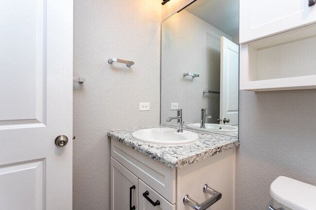 Building Photo - Spacious 5-Bedroom Home with Finished Base...