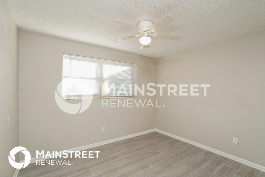 Building Photo - 970 Dostie Cir